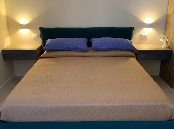 Bed & Breakfast Mercadante 3*